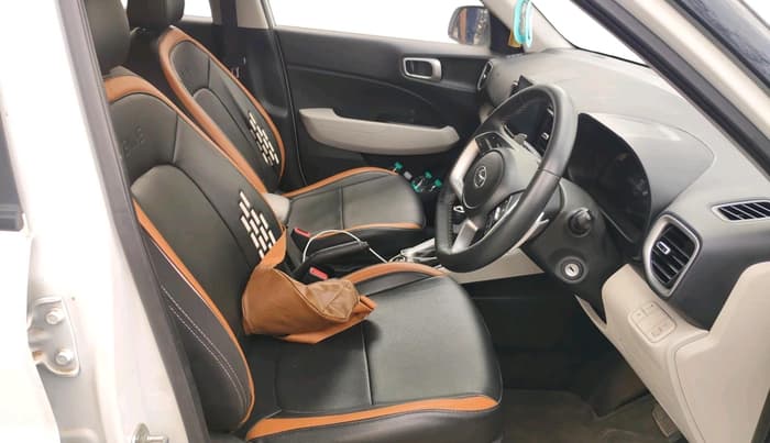 2023 Hyundai VENUE S (O) 1.0 Turbo Petrol DCT, Petrol, Automatic, 15,929 km, interior