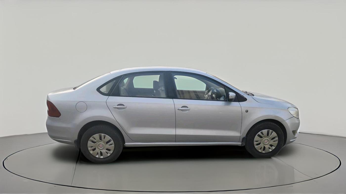2013 Skoda Rapid AMBITION 1.6 MPI AT, CNG, Automatic, 1,02,102 km, exterior