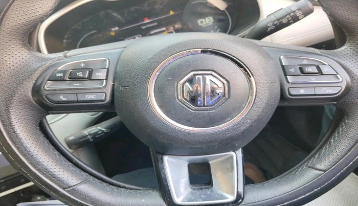 2023 MG ASTOR SHARP 1.5 MT, Petrol, Manual, 31,295 km, interior