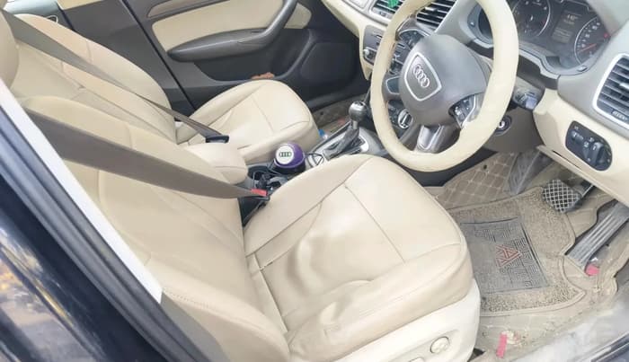 2015 Audi Q3 35 TDI Quattro, Diesel, Automatic, 1,10,098 km, interior