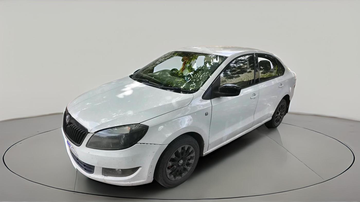 2015 Skoda Rapid 1.5 TDI CR ELEGANCE PLUS AT, Diesel, Automatic, 1,39,188 km, exterior