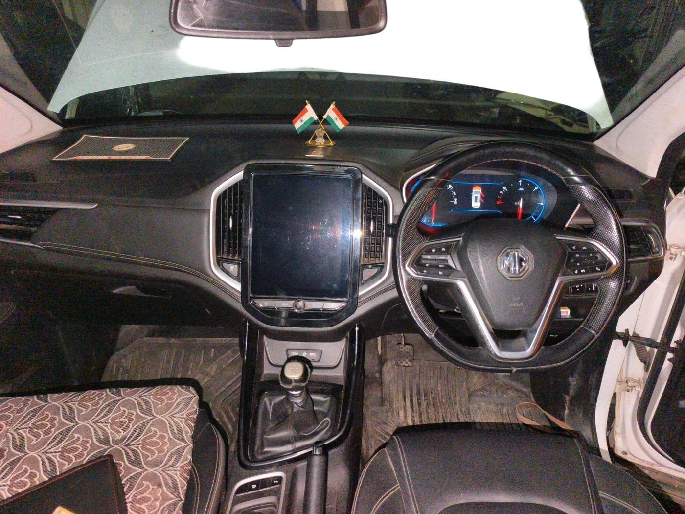 2019 MG HECTOR SHARP 2.0 DIESEL, Diesel, Manual, 1,65,132 km, interior