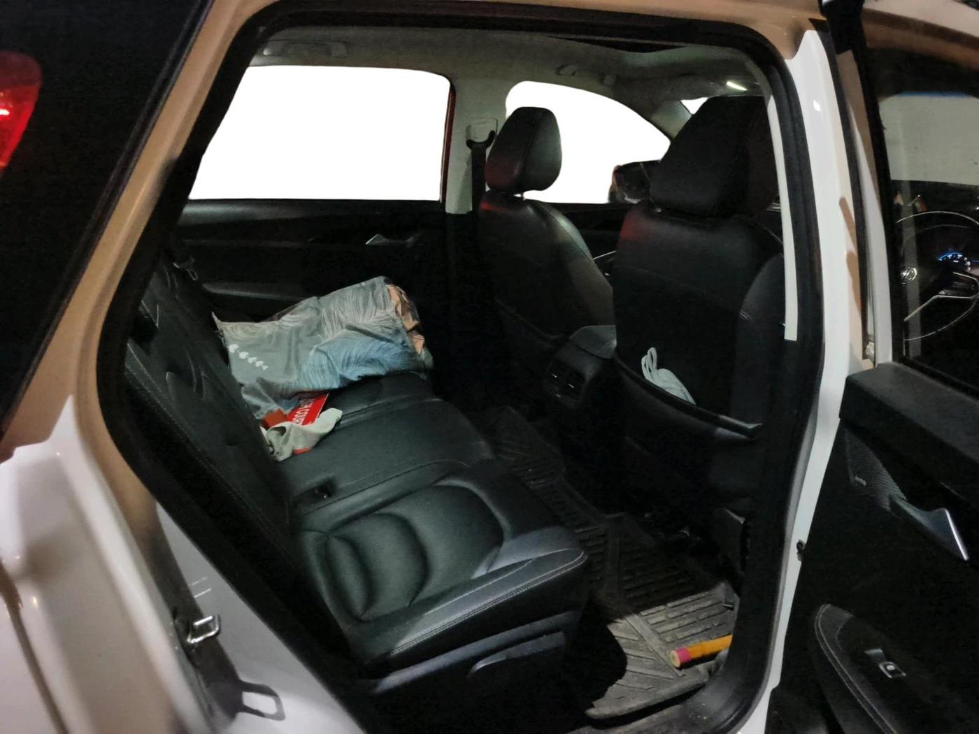 2019 MG HECTOR SHARP 2.0 DIESEL, Diesel, Manual, 1,65,132 km, interior