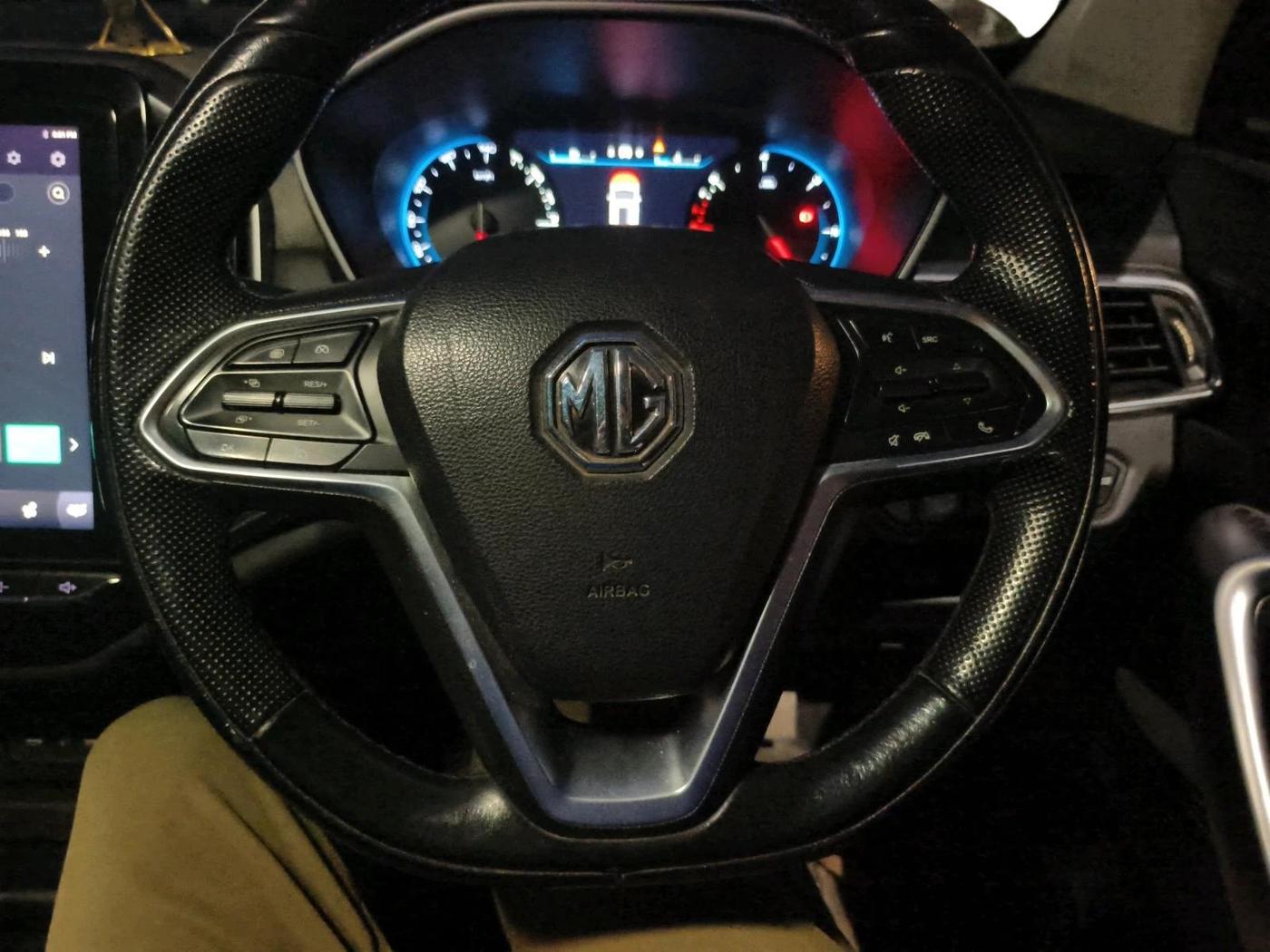 2019 MG HECTOR SHARP 2.0 DIESEL, Diesel, Manual, 1,65,132 km, interior