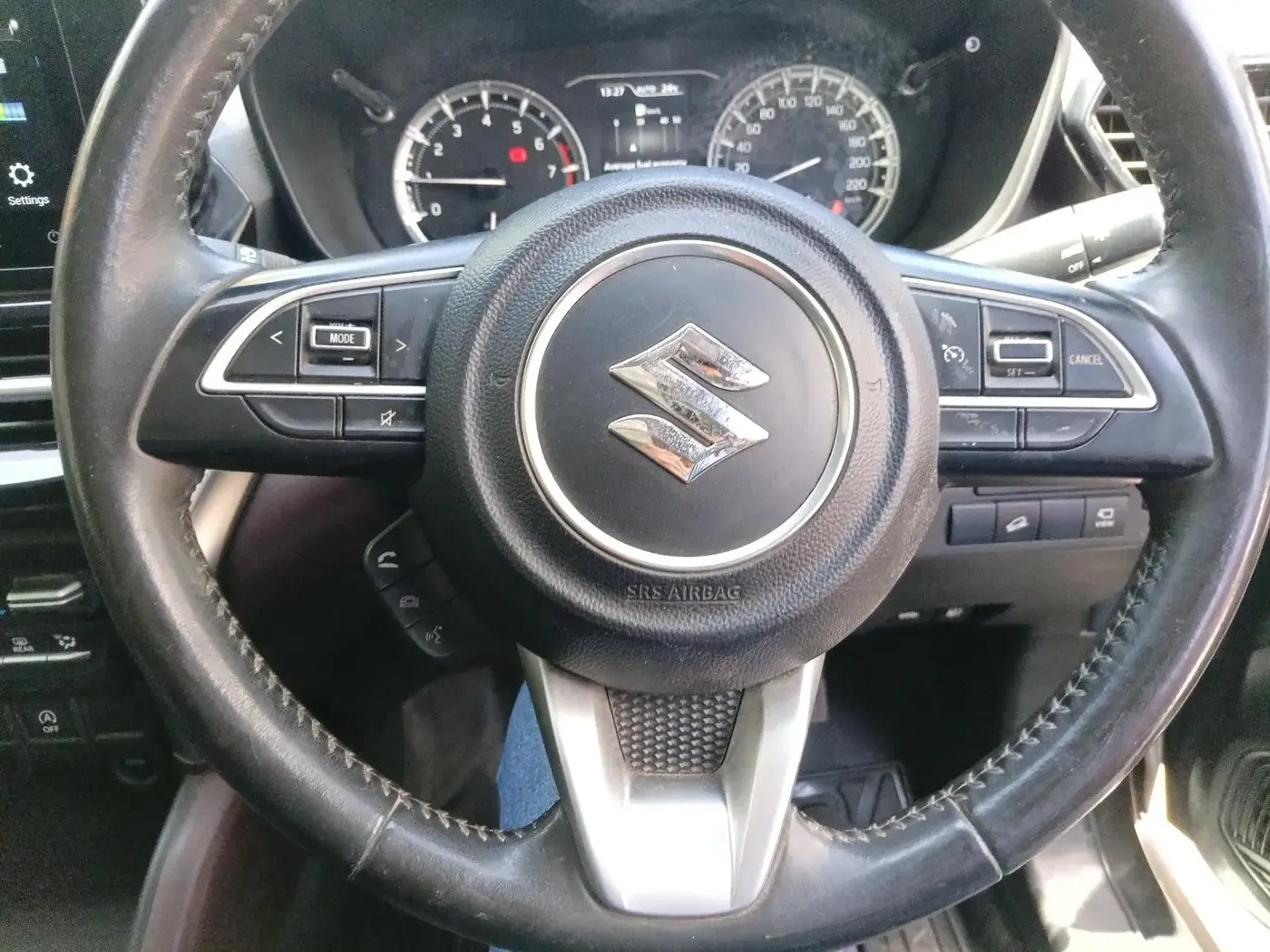 2022 Maruti Grand Vitara ALPHA SMART HYBRID ALLGRIP, Petrol, Manual, 64,335 km, interior
