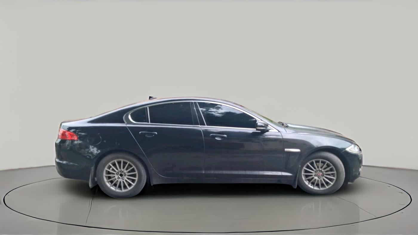 2014 Jaguar XF 2.2 DIESEL LUXURY, Diesel, Automatic, 90,020 km, exterior