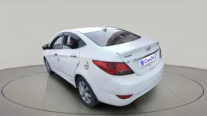 2013 Hyundai Verna FLUIDIC 1.6 VTVT SX, Petrol, Manual, 67,308 km, exterior