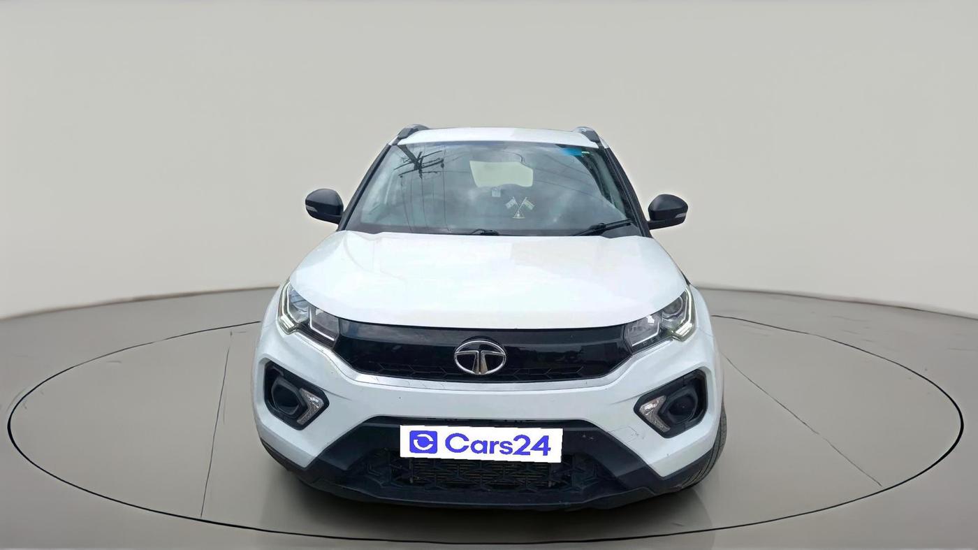 2022 Tata NEXON XE PETROL, CNG, Manual, 40,937 km, exterior