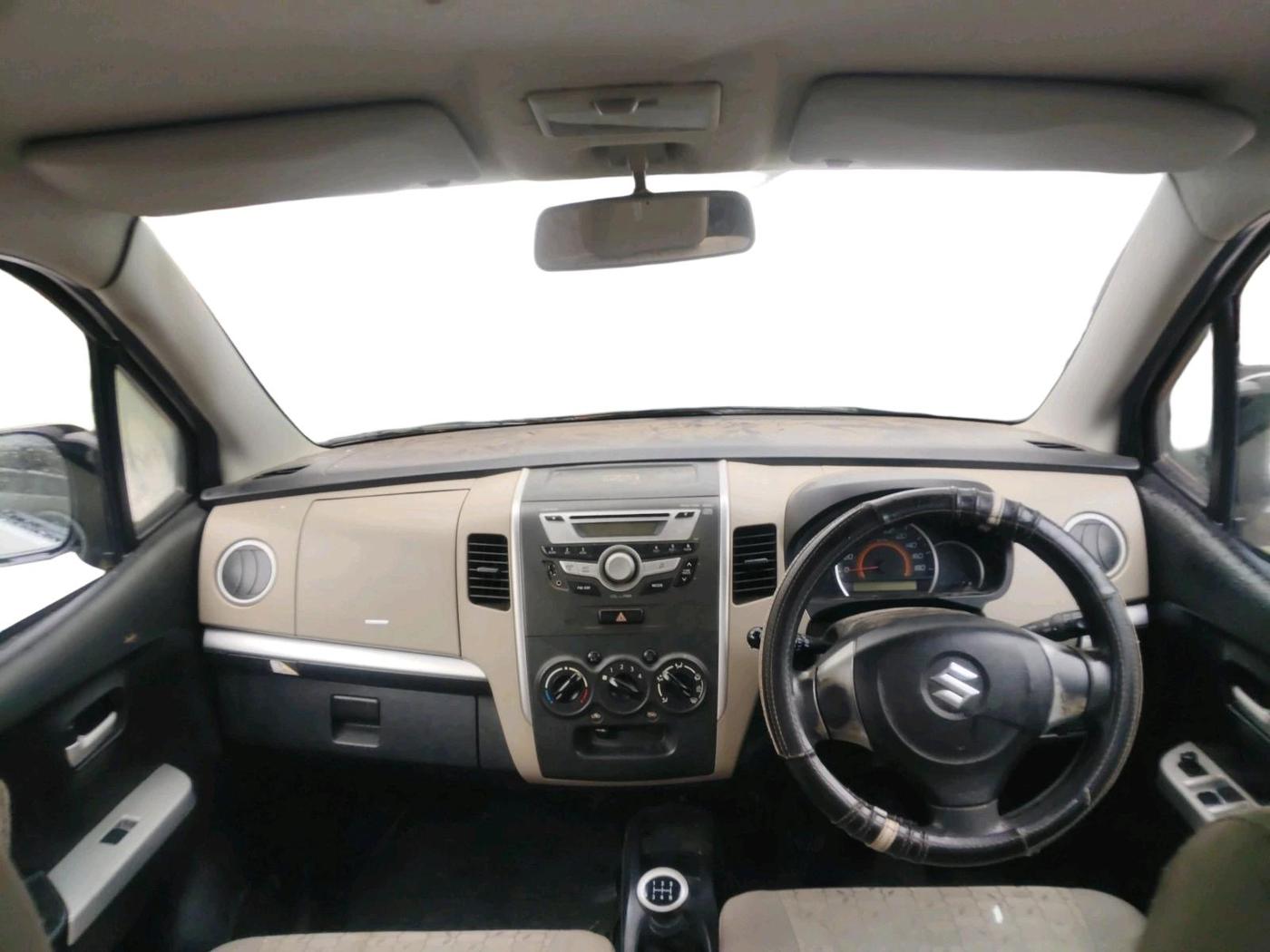 2013 Maruti Wagon R 1.0 VXI, CNG, Manual, 96,439 km, interior