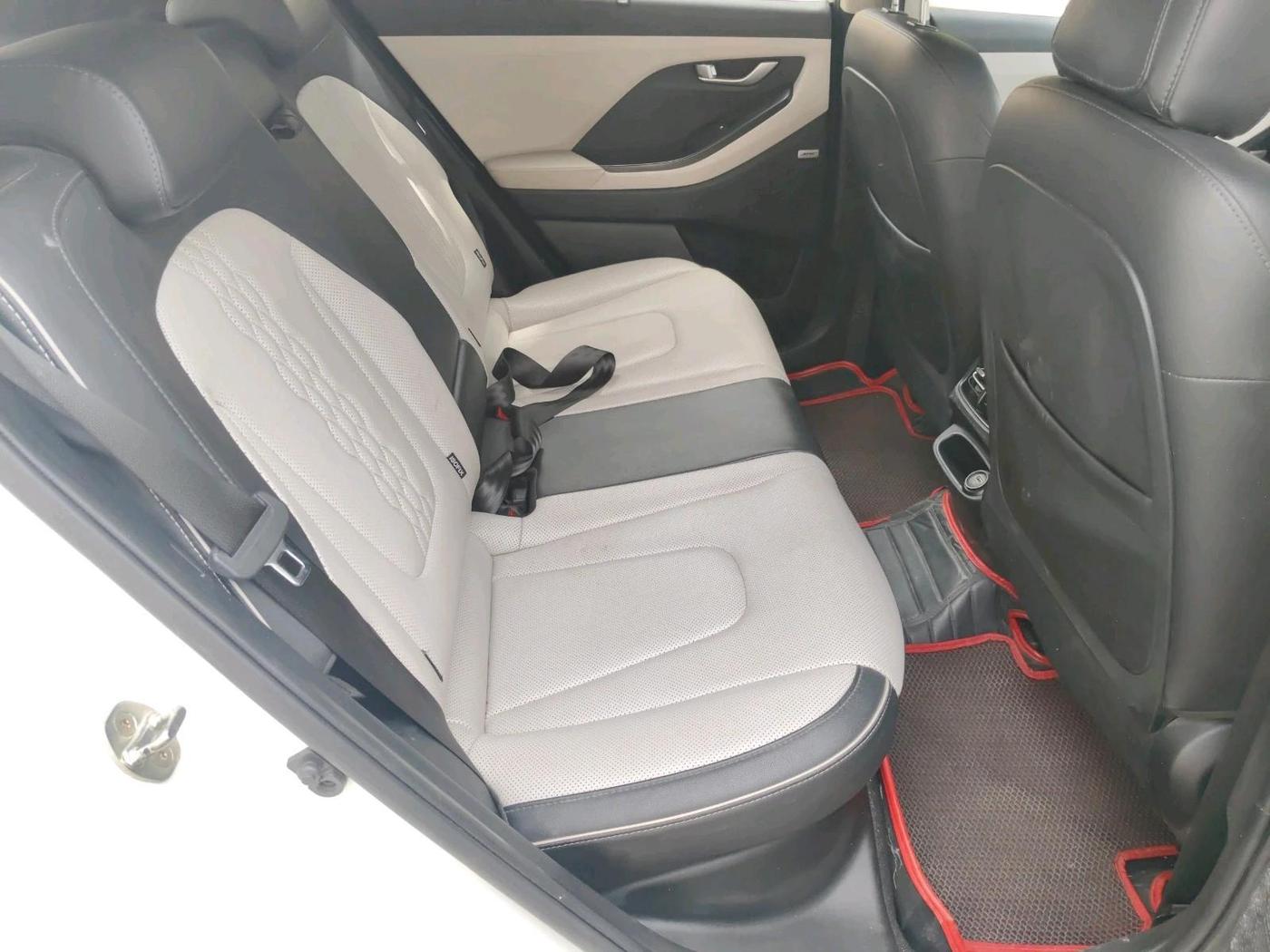 2022 Hyundai Creta SX (O) AT 1.5 DIESEL, Diesel, Automatic, 38,137 km, interior