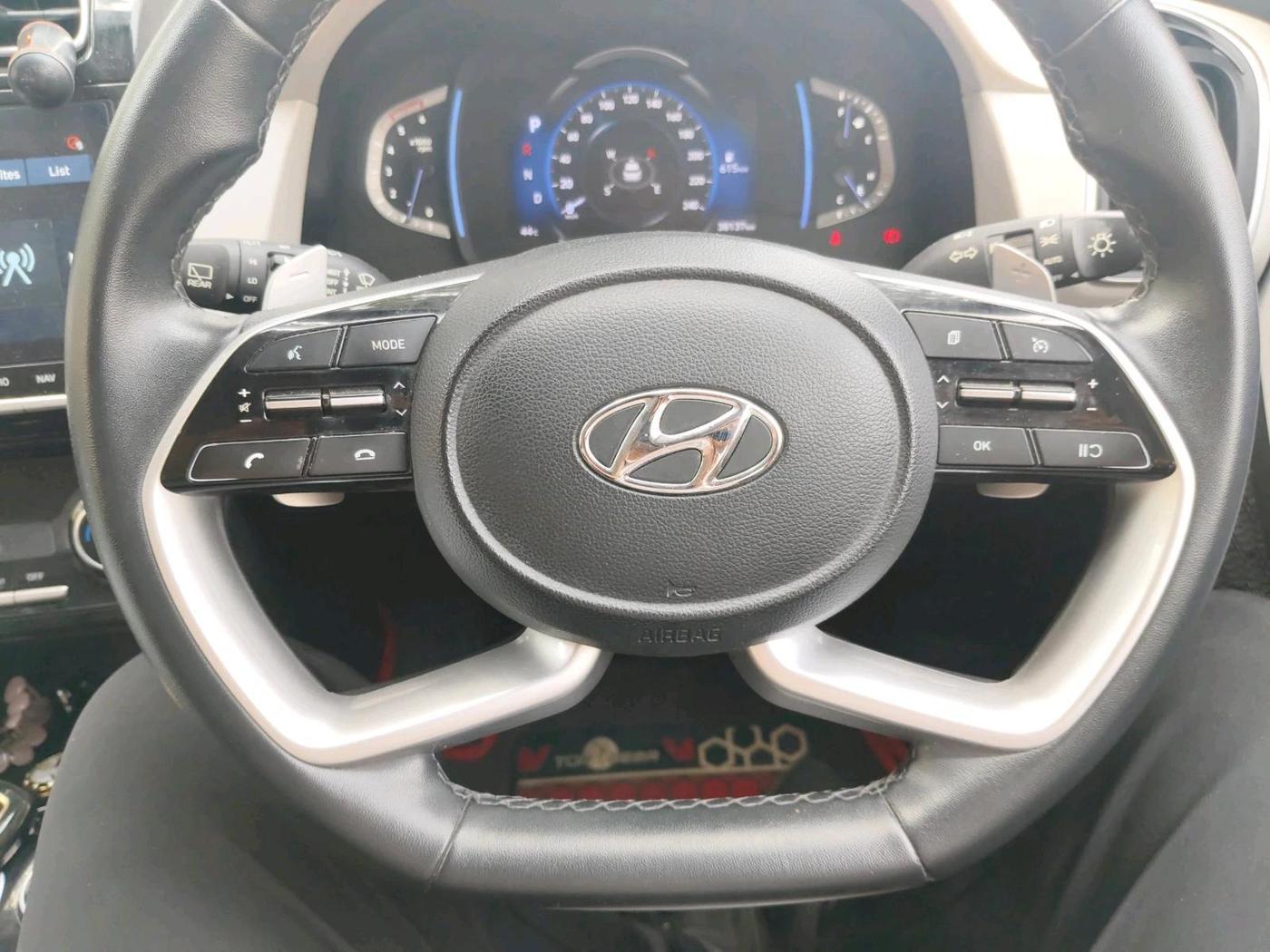 2022 Hyundai Creta SX (O) AT 1.5 DIESEL, Diesel, Automatic, 38,137 km, interior