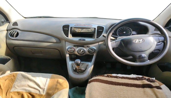 2011 Hyundai i10 MAGNA 1.1, CNG, Manual, 1,64,118 km, interior