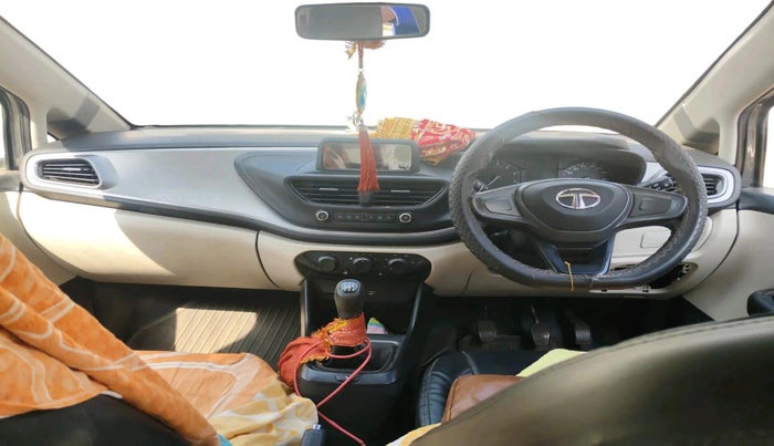 2021 Tata ALTROZ XE PETROL, Petrol, Manual, 34,392 km, interior