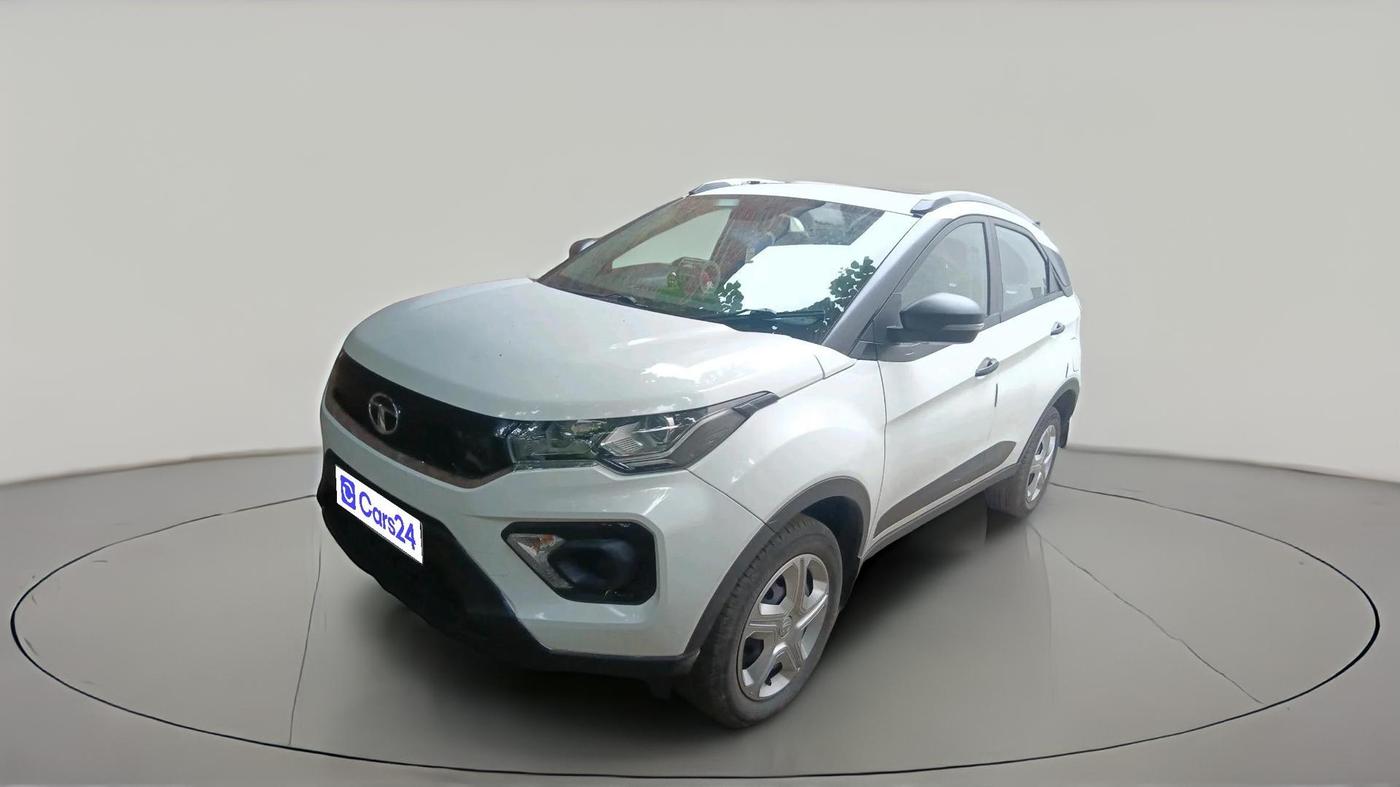 2023 Tata NEXON XM PLUS SUNROOF PETROL, Petrol, Manual, 30,981 km, exterior