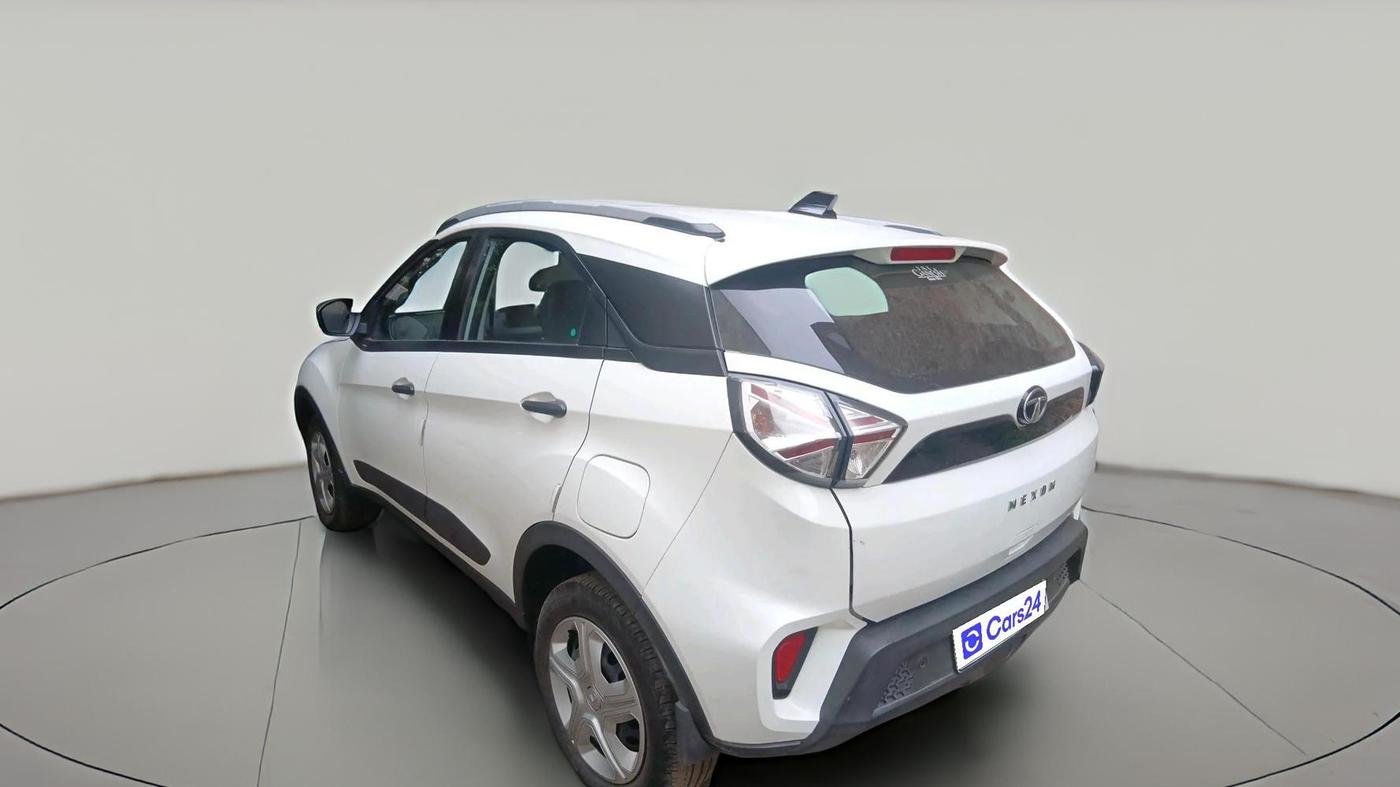 2023 Tata NEXON XM PLUS SUNROOF PETROL, Petrol, Manual, 30,981 km, exterior