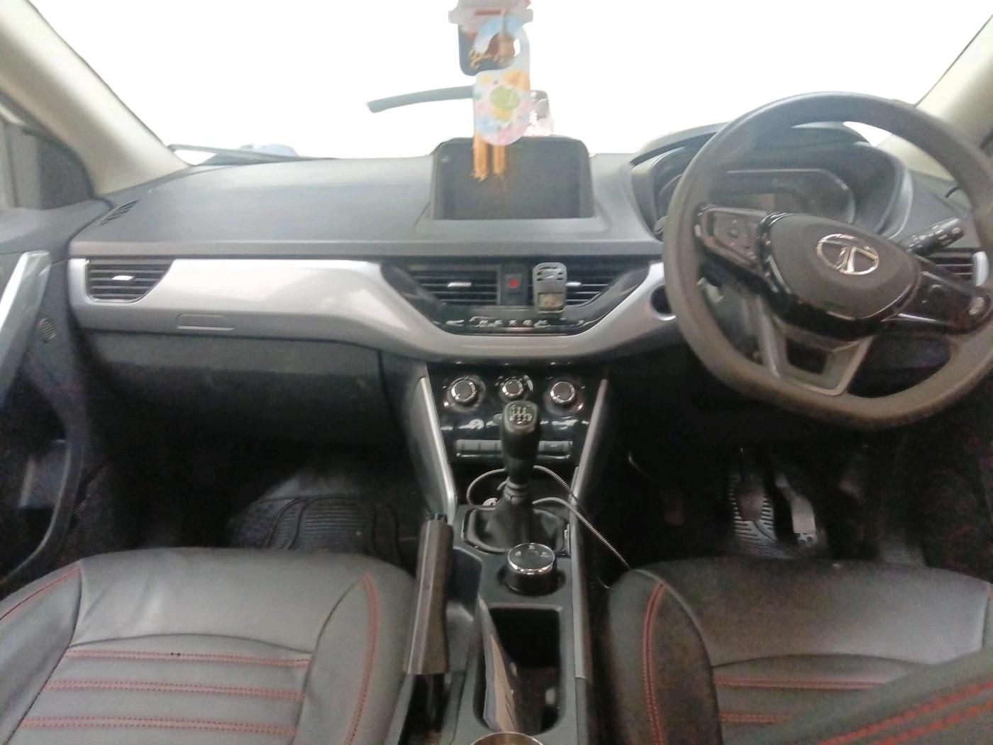 2023 Tata NEXON XM PLUS SUNROOF PETROL, Petrol, Manual, 30,981 km, interior