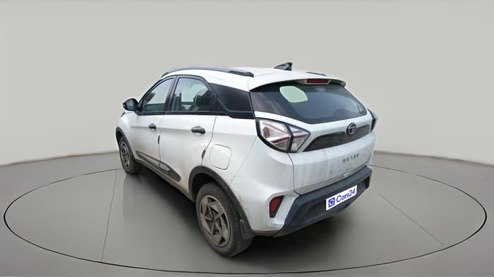 2023 Tata NEXON XM SUNROOF PETROL, Petrol, Manual, 25,307 km, exterior