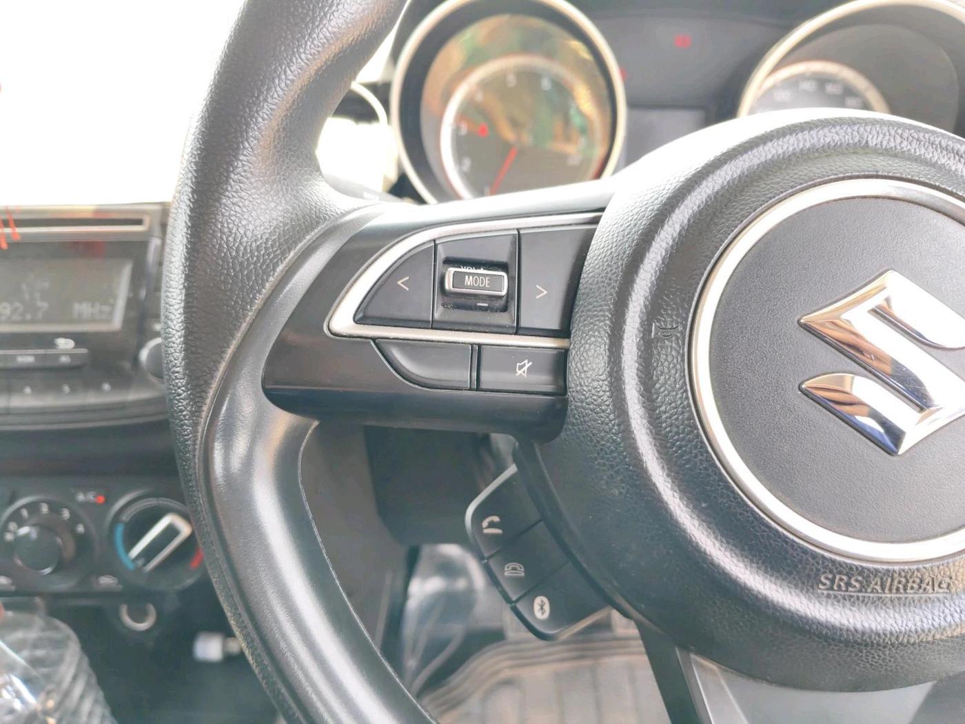 2019 Maruti Swift VXI, Petrol, Manual, 21,820 km, interior
