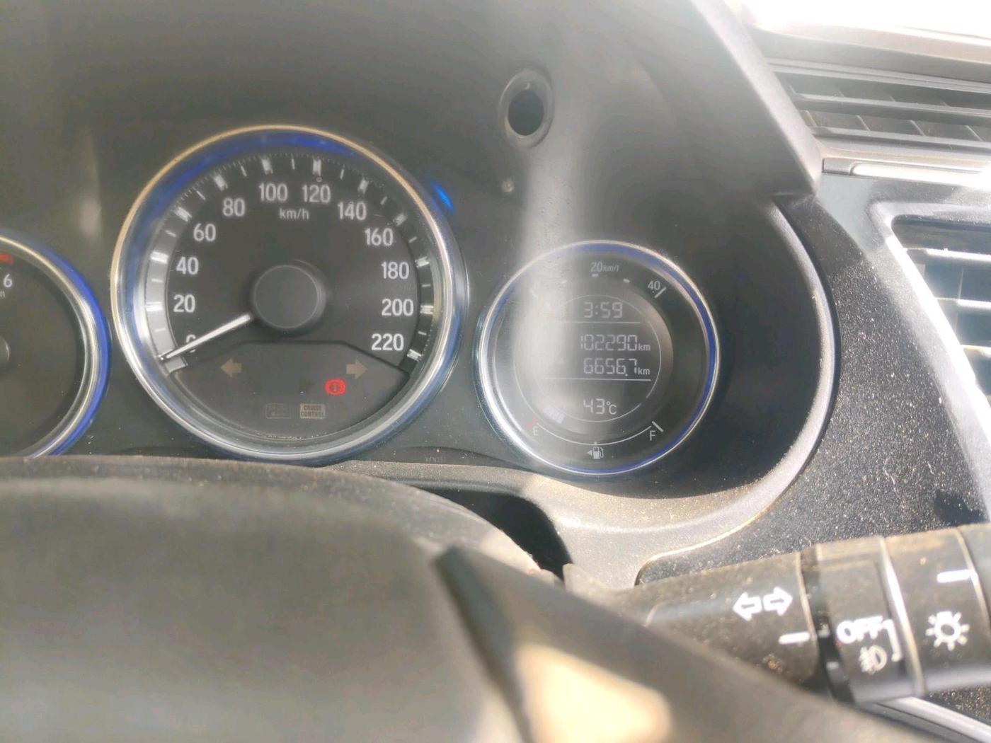 2014 Honda City 1.5L I-DTEC V, Diesel, Manual, 1,02,290 km, interior