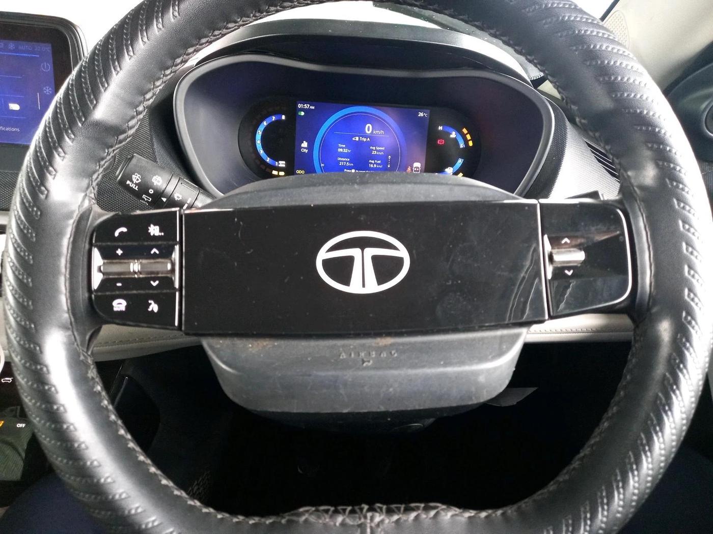 2024 Tata NEXON CREATIVE 1.5 DIESEL, Diesel, Manual, 66,794 km, interior
