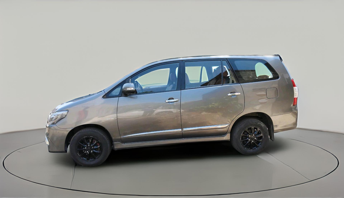 2013 Toyota Innova 2.5 VX 7 STR, Diesel, Manual, 2,13,476 km, exterior