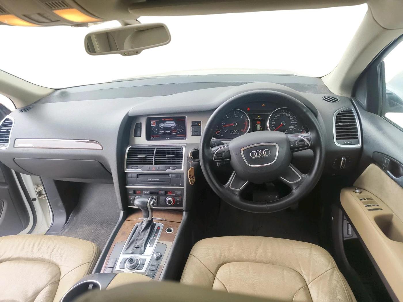 2012 Audi Q7 3.0 TDI QUATTRO, Diesel, Automatic, 1,63,560 km, interior