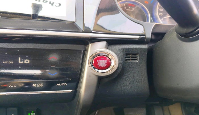 2014 Honda City 1.5L I-VTEC VX CVT, CNG, Automatic, 1,56,877 km, interior