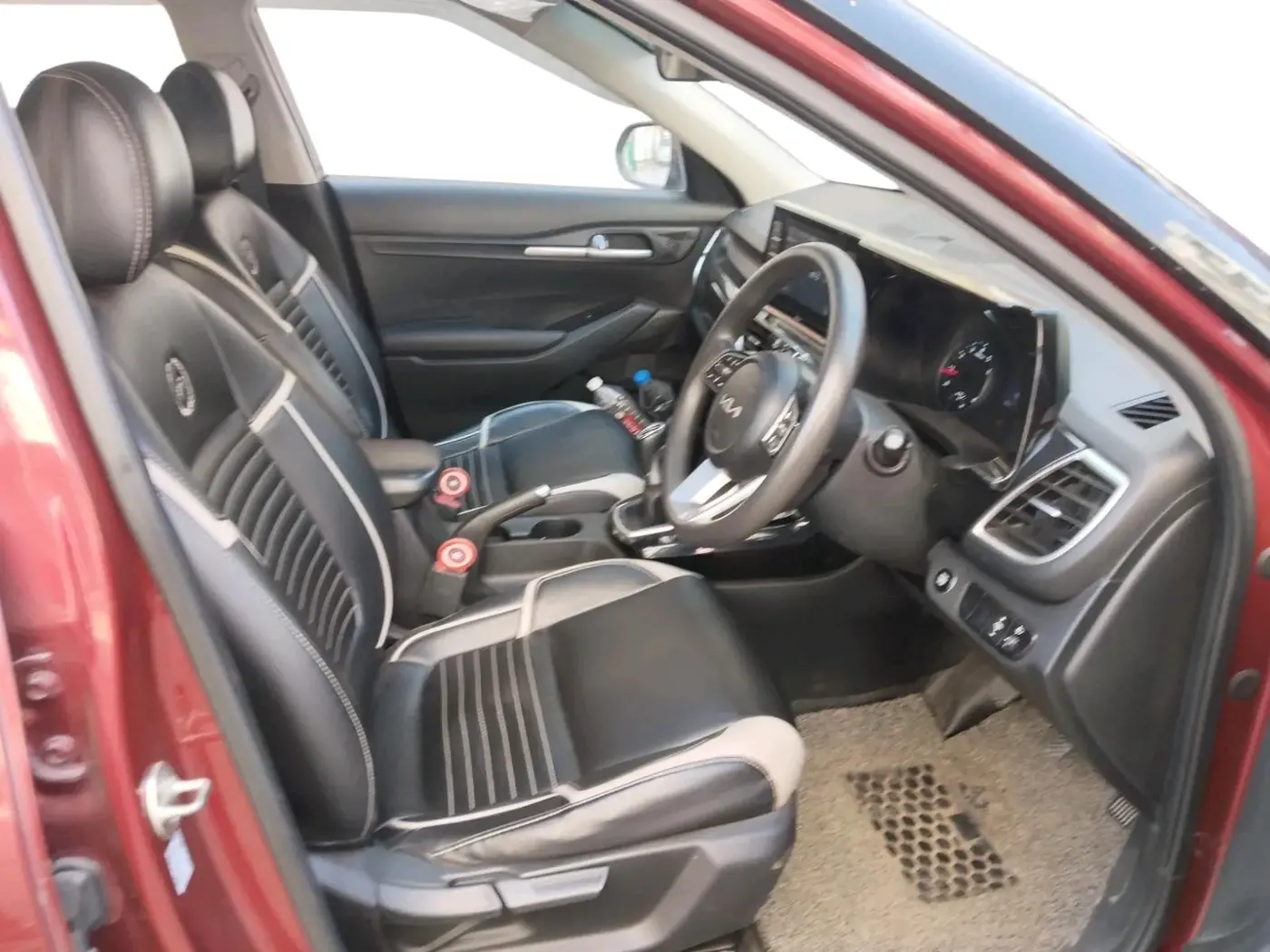 2021 KIA SELTOS HTK PLUS 1.5, Petrol, Manual, 97,544 km, interior