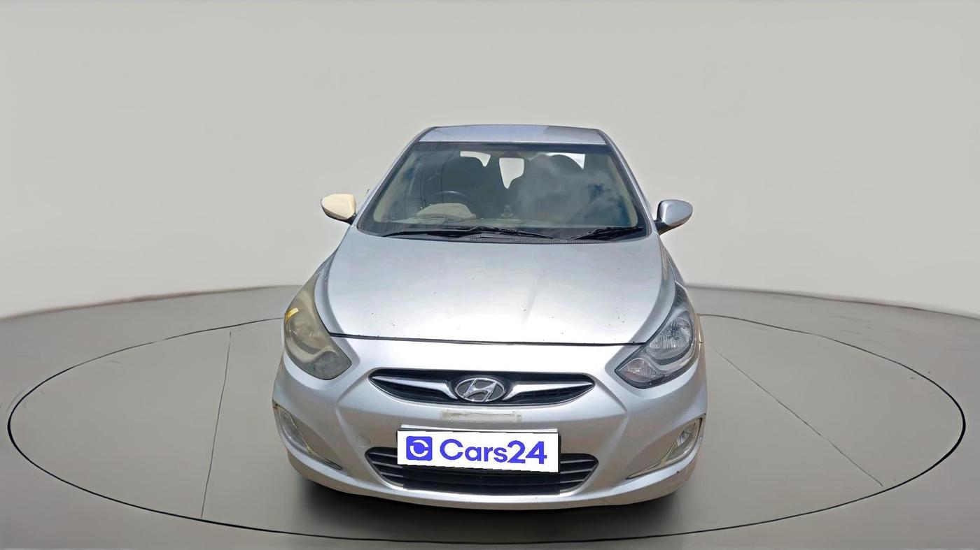 2011 Hyundai Verna FLUIDIC 1.6 VTVT EX, CNG, Manual, 2,21,654 km, exterior