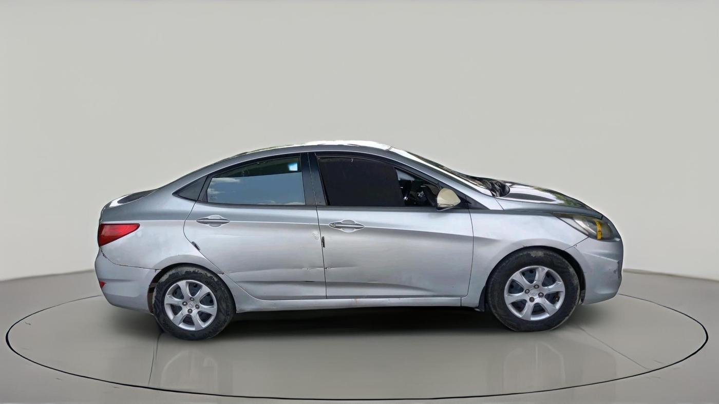 2011 Hyundai Verna FLUIDIC 1.6 VTVT EX, CNG, Manual, 2,21,654 km, exterior