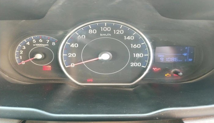 2013 Hyundai i10 SPORTZ 1.1, CNG, Manual, 91,086 km, interior