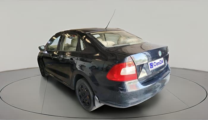 2012 Skoda Rapid AMBITION 1.6 TDI CR MT, Diesel, Manual, 1,73,108 km, exterior