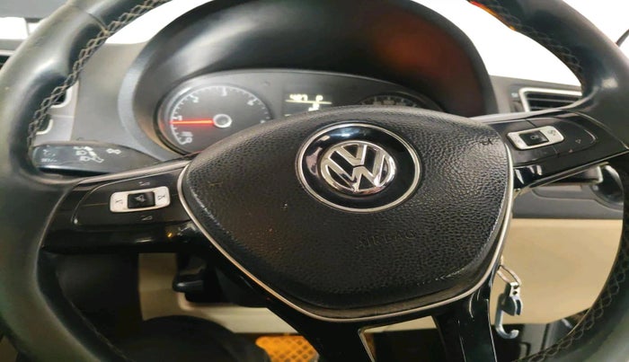 2019 Volkswagen Vento HIGHLINE PLUS 1.5 AT, Diesel, Automatic, 1,80,233 km, interior