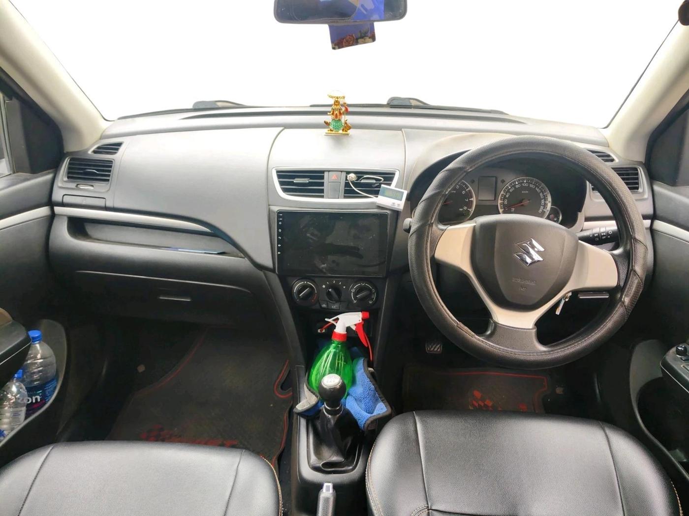 2017 Maruti Swift VXI, Petrol, Manual, 57,402 km, interior