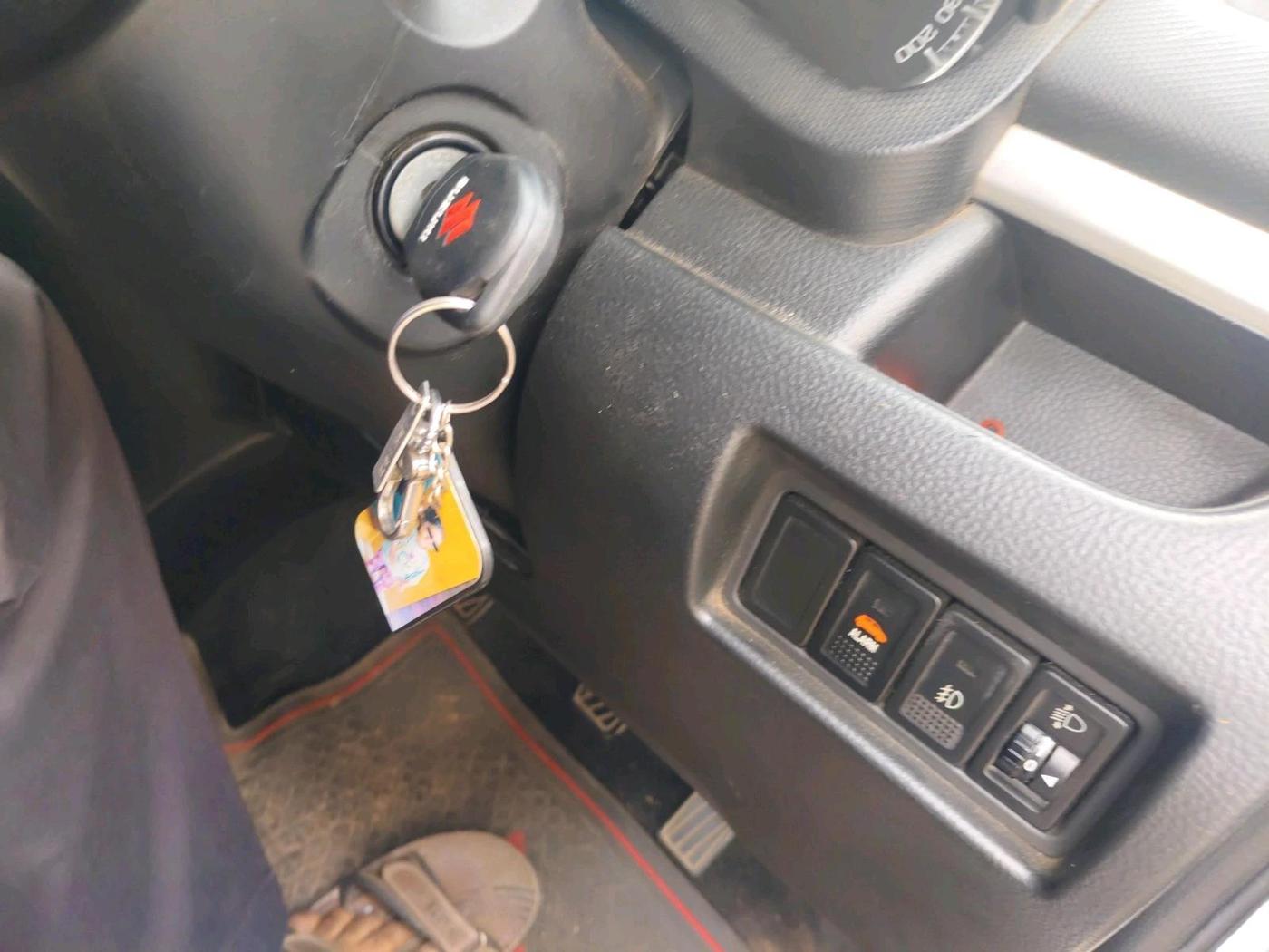 2017 Maruti Swift VXI, Petrol, Manual, 57,402 km, interior