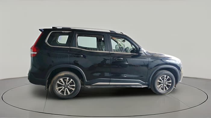 2025 Mahindra SCORPIO-N Z8 Select Diesel AT 2WD, Diesel, Automatic, 36,414 km, exterior