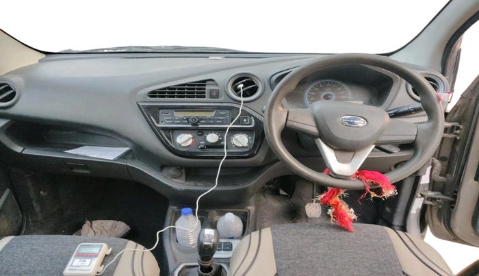 2018 Datsun Redi Go T(O) 1.0 AMT, CNG, Automatic, 60,805 km, interior