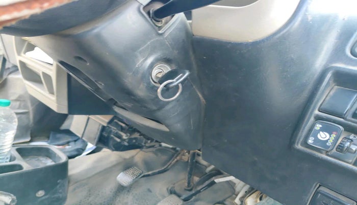 2019 Maruti Eeco 5 STR WITH A/C+HTR, CNG, Manual, 84,428 km, interior