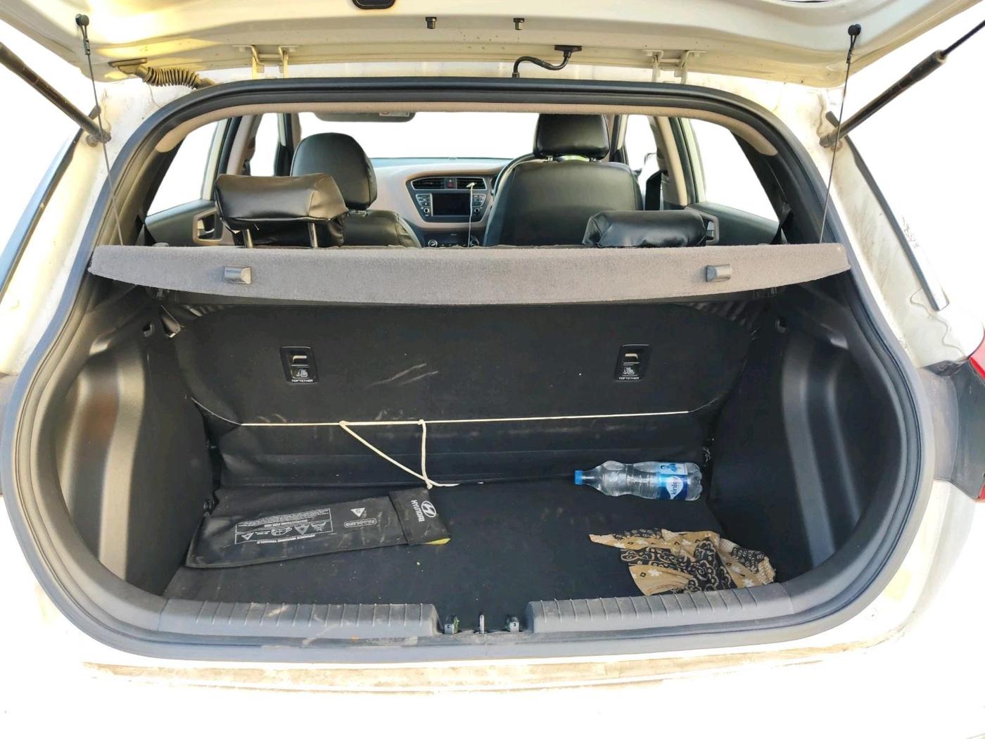 2018 Hyundai Elite i20 ASTA 1.2 (O), Petrol, Manual, 34,969 km, exterior