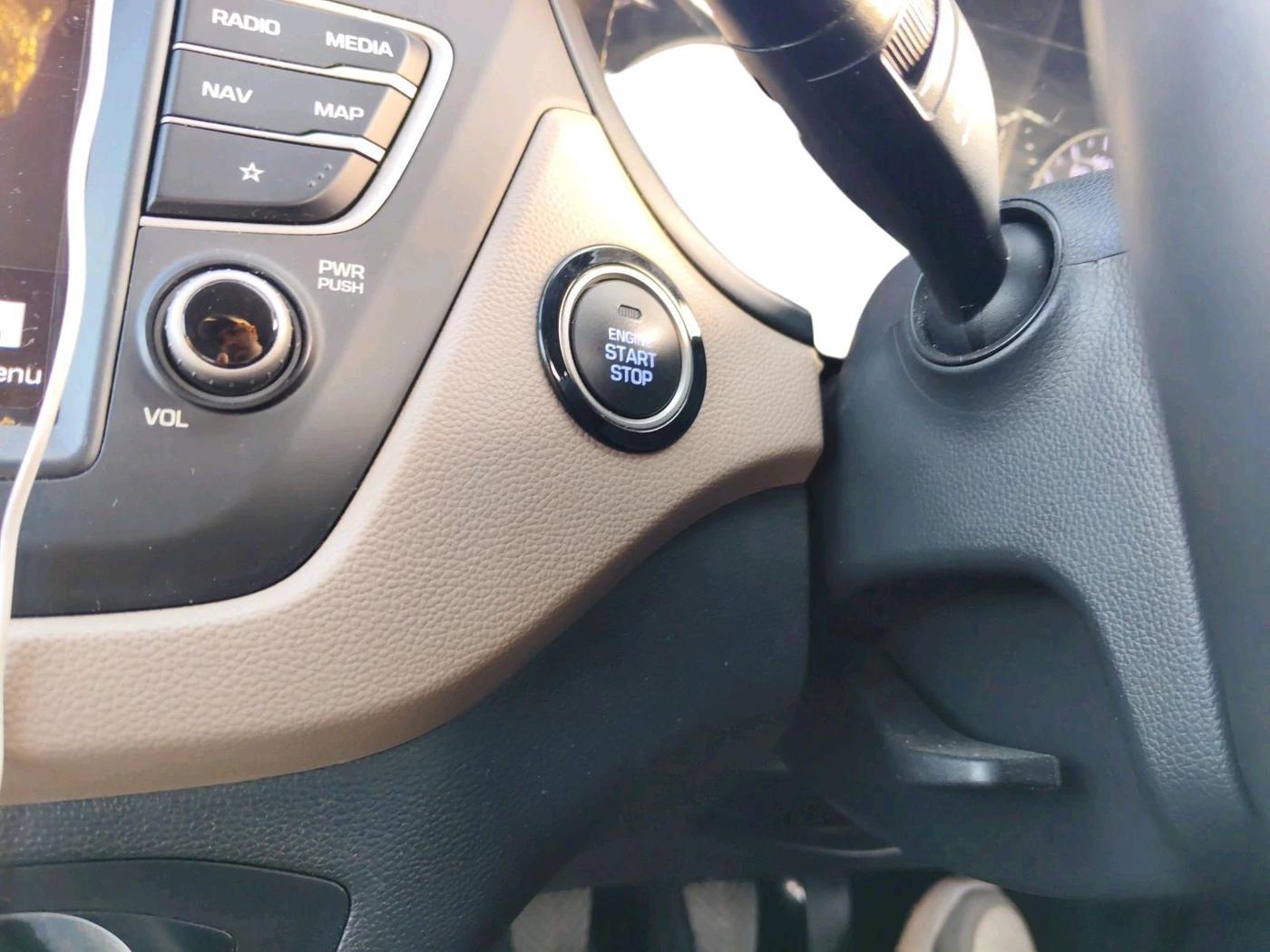 2018 Hyundai Elite i20 ASTA 1.2 (O), Petrol, Manual, 34,969 km, interior