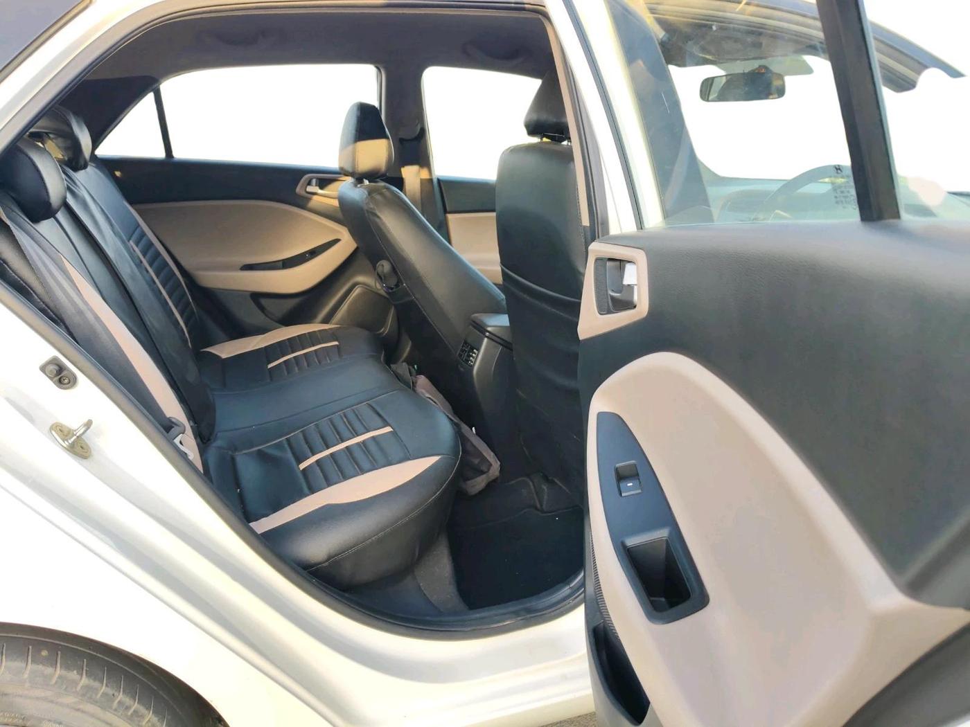 2018 Hyundai Elite i20 ASTA 1.2 (O), Petrol, Manual, 34,969 km, interior