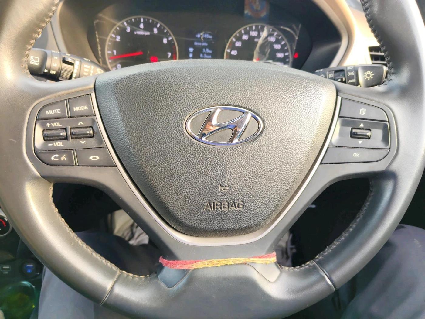 2018 Hyundai Elite i20 ASTA 1.2 (O), Petrol, Manual, 34,969 km, interior