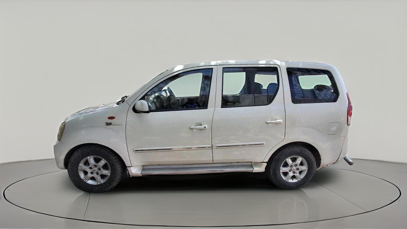 2011 Mahindra Xylo E8 BS III, Diesel, Manual, 1,30,824 km, exterior