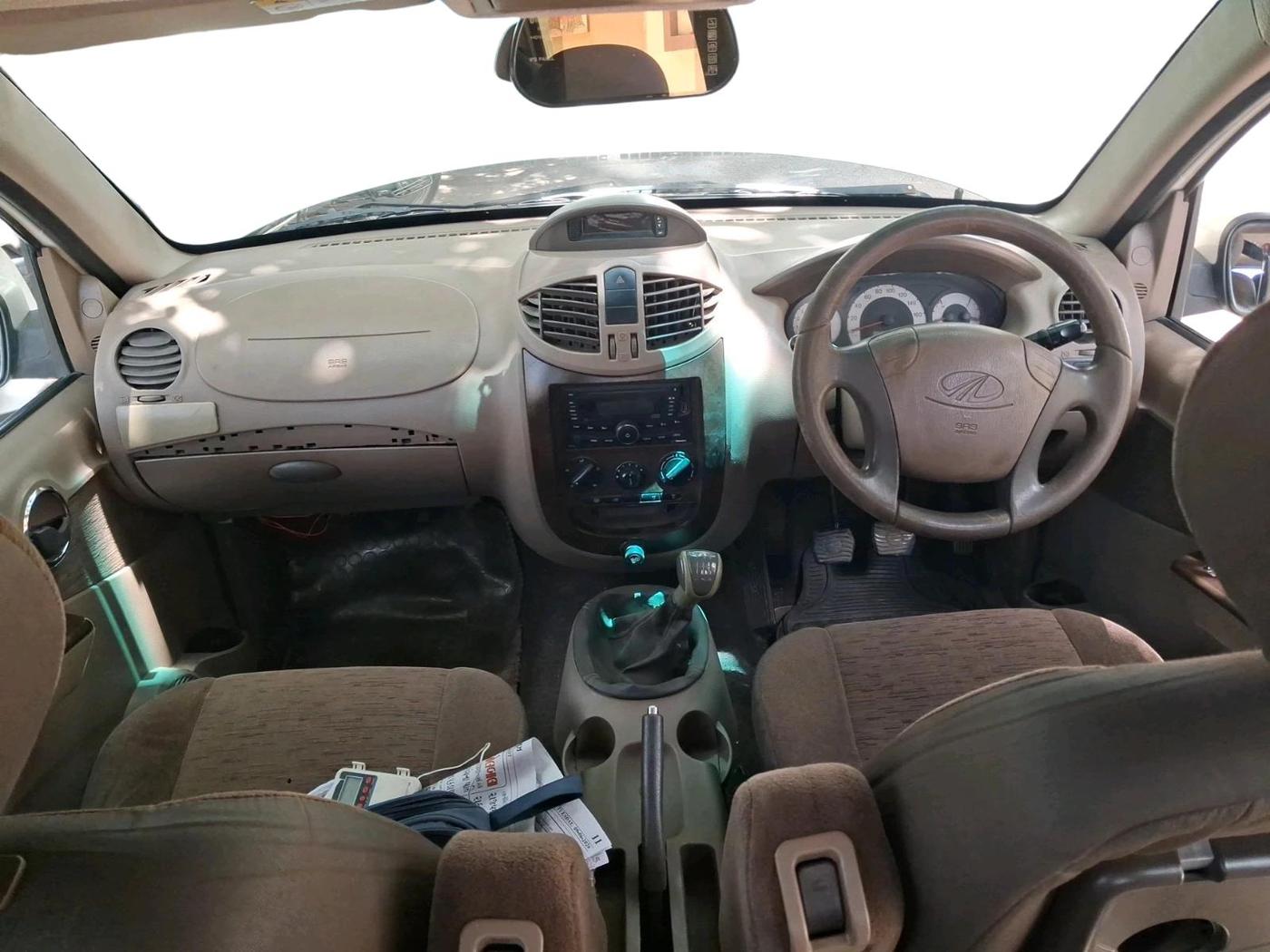 2011 Mahindra Xylo E8 BS III, Diesel, Manual, 1,30,824 km, interior