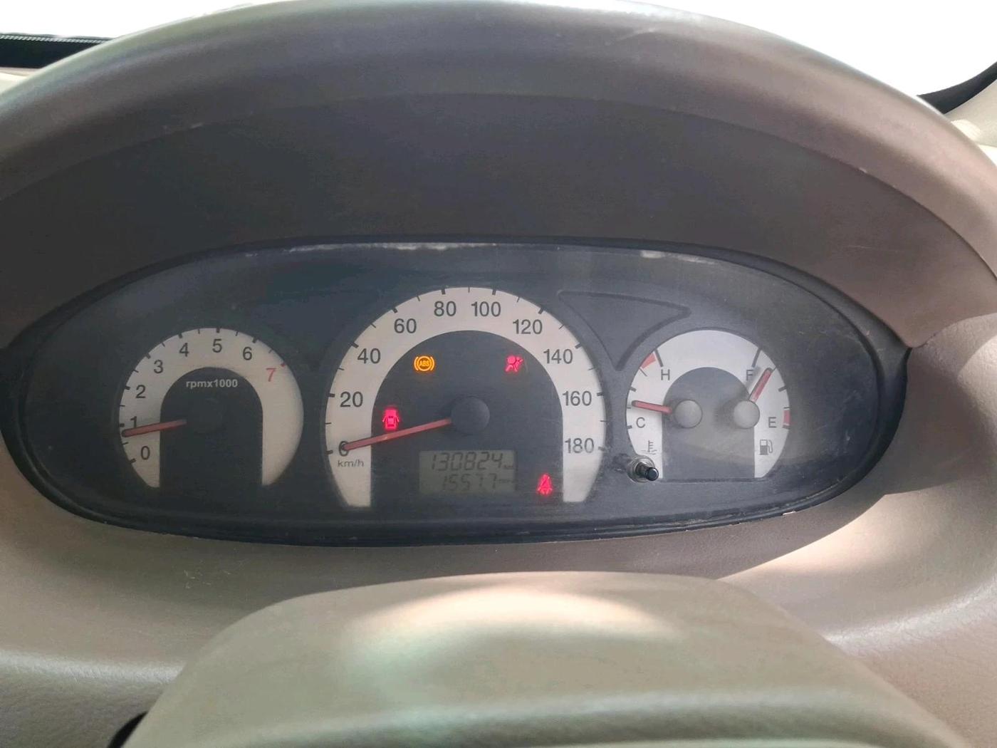 2011 Mahindra Xylo E8 BS III, Diesel, Manual, 1,30,824 km, interior