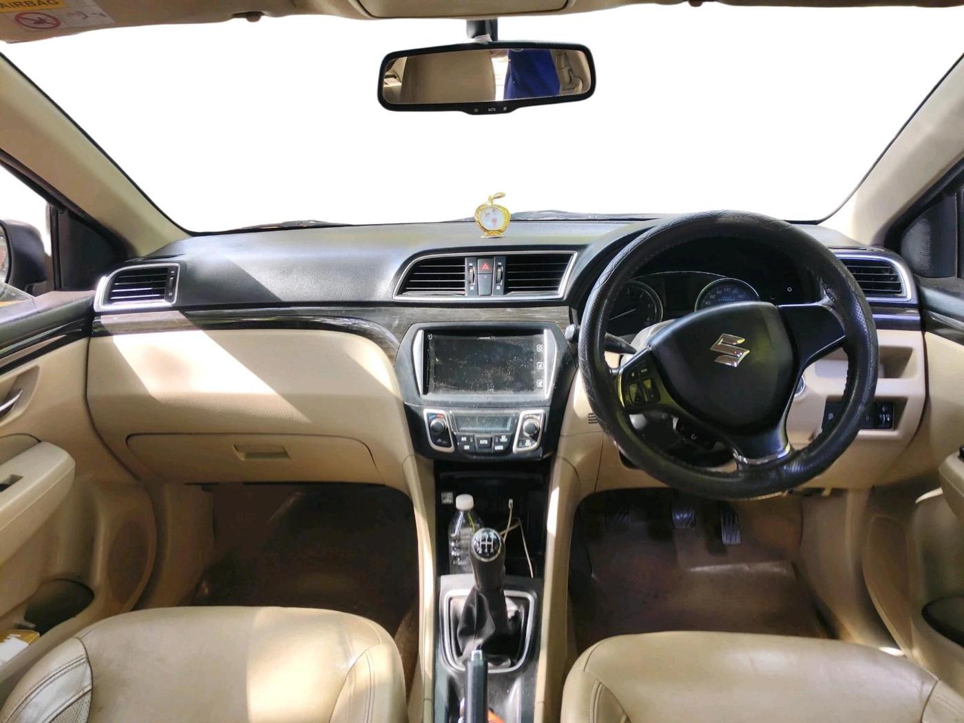 2017 Maruti Ciaz ALPHA DIESEL 1.3, Diesel, Manual, 76,377 km, interior