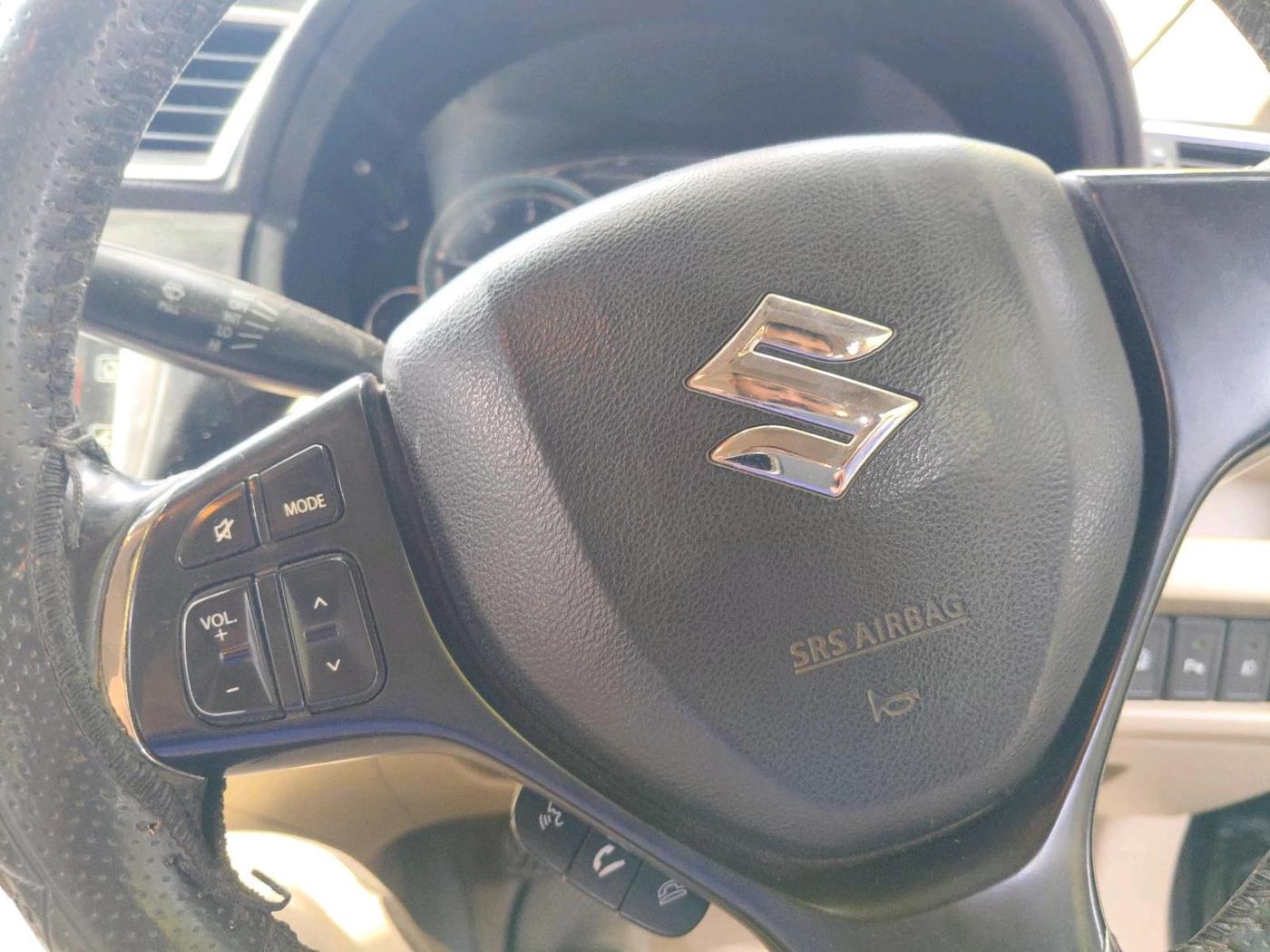 2017 Maruti Ciaz ALPHA DIESEL 1.3, Diesel, Manual, 76,377 km, interior