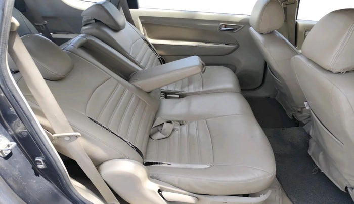 2018 Maruti Ertiga VDI SHVS, Diesel, Manual, 1,04,525 km, interior