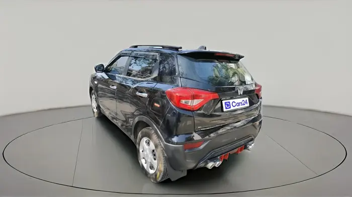 2023 Mahindra XUV300 W6 1.2 PETROL, Petrol, Manual, 39,085 km, exterior