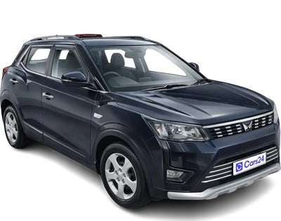 2023 Mahindra XUV300 - SUV - Petrol - Manual - ₹6.78 lakh